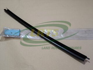 NOS GENUINE LAND ROVER RH BACK DOOR GLASS SEAL CHANNEL RANGE ROVER CLASSIC 393142