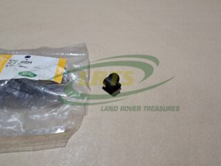 NOS GENUINE LAND ROVER SWIVEL PIN HOUSING & SPEEDOMETER CABLE CLIP DEFENDER RANGE ROVER CLASSIC DISCOVERY 1 NTC6994